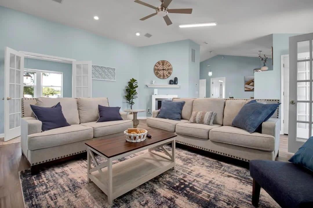Surf City Serene Waterfront Vacation Home Εξωτερικό φωτογραφία