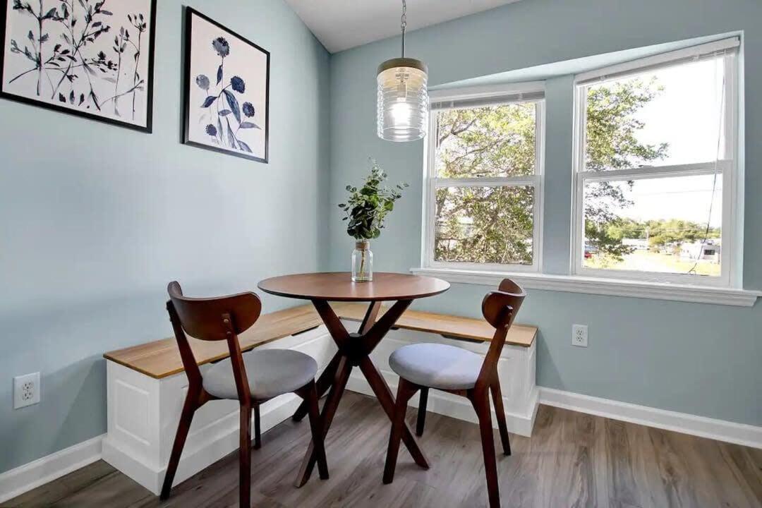 Surf City Serene Waterfront Vacation Home Εξωτερικό φωτογραφία